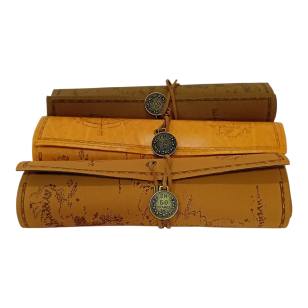 مقلمة جلد فاخرة